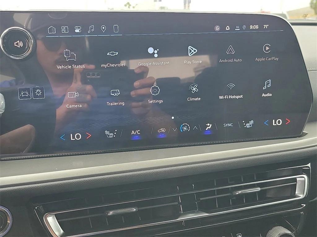 new 2026 Chevrolet Traverse car, priced at $42,820