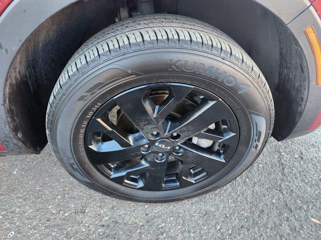 used 2023 Kia Sorento car, priced at $31,187