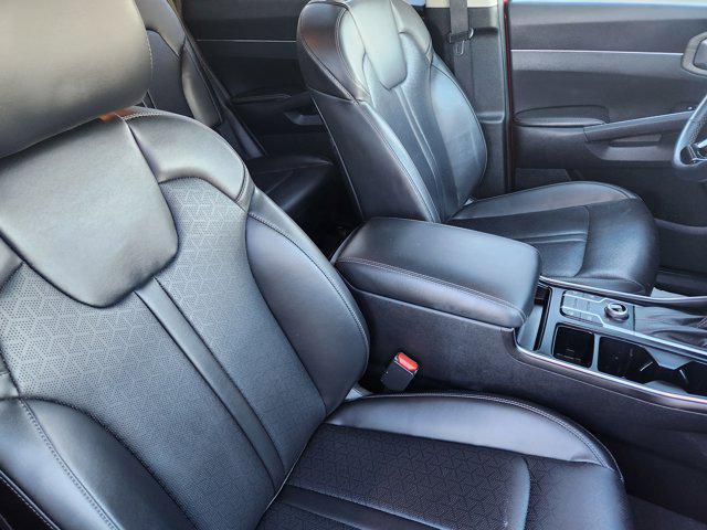 used 2023 Kia Sorento car, priced at $31,187