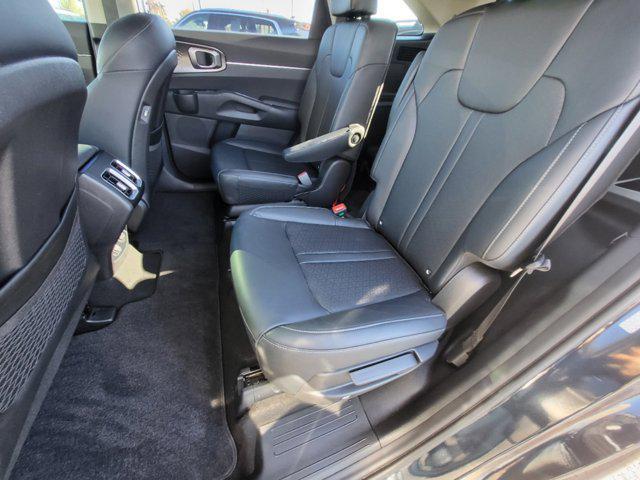 used 2021 Kia Sorento Hybrid car, priced at $27,287