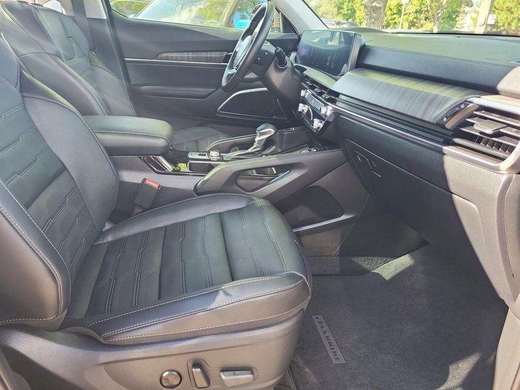 used 2024 Kia Telluride car, priced at $44,787