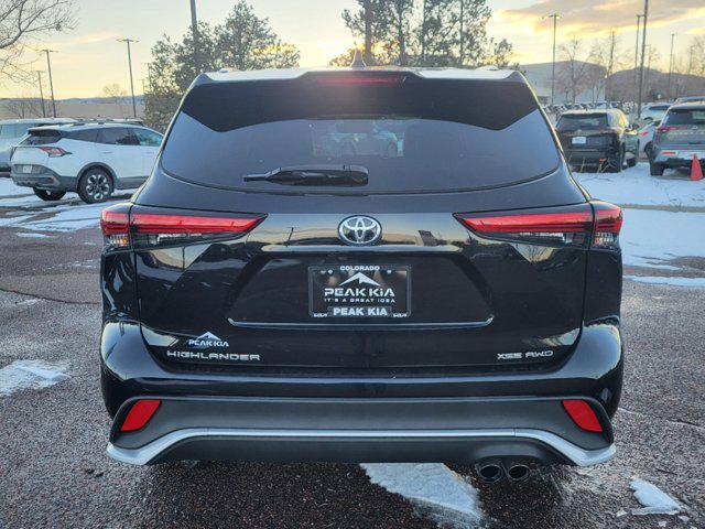 used 2022 Toyota Highlander car, priced at $38,787