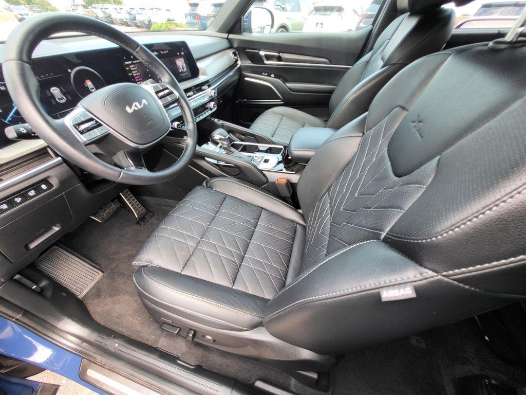 used 2025 Kia Telluride car, priced at $46,287