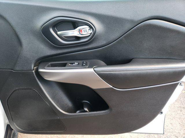 used 2019 Jeep Cherokee car, priced at $15,576