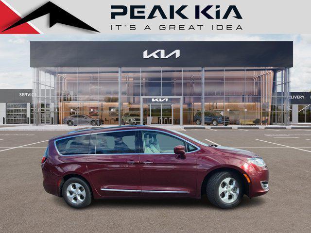 used 2018 Chrysler Pacifica Hybrid car, priced at $20,787