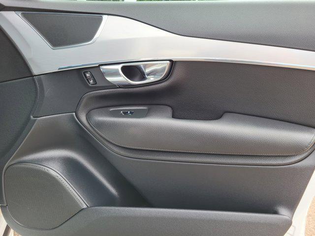 used 2016 Volvo XC90 car, priced at $16,787