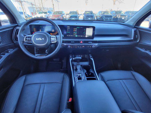 used 2024 Kia Sorento car, priced at $32,787