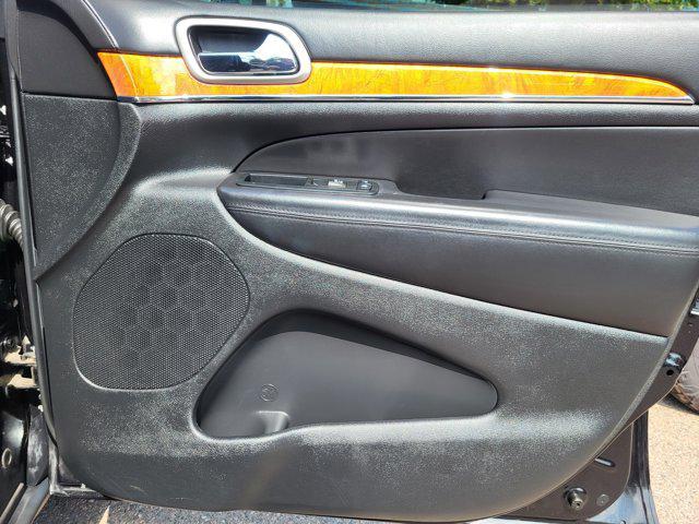 used 2012 Jeep Grand Cherokee car, priced at $8,776