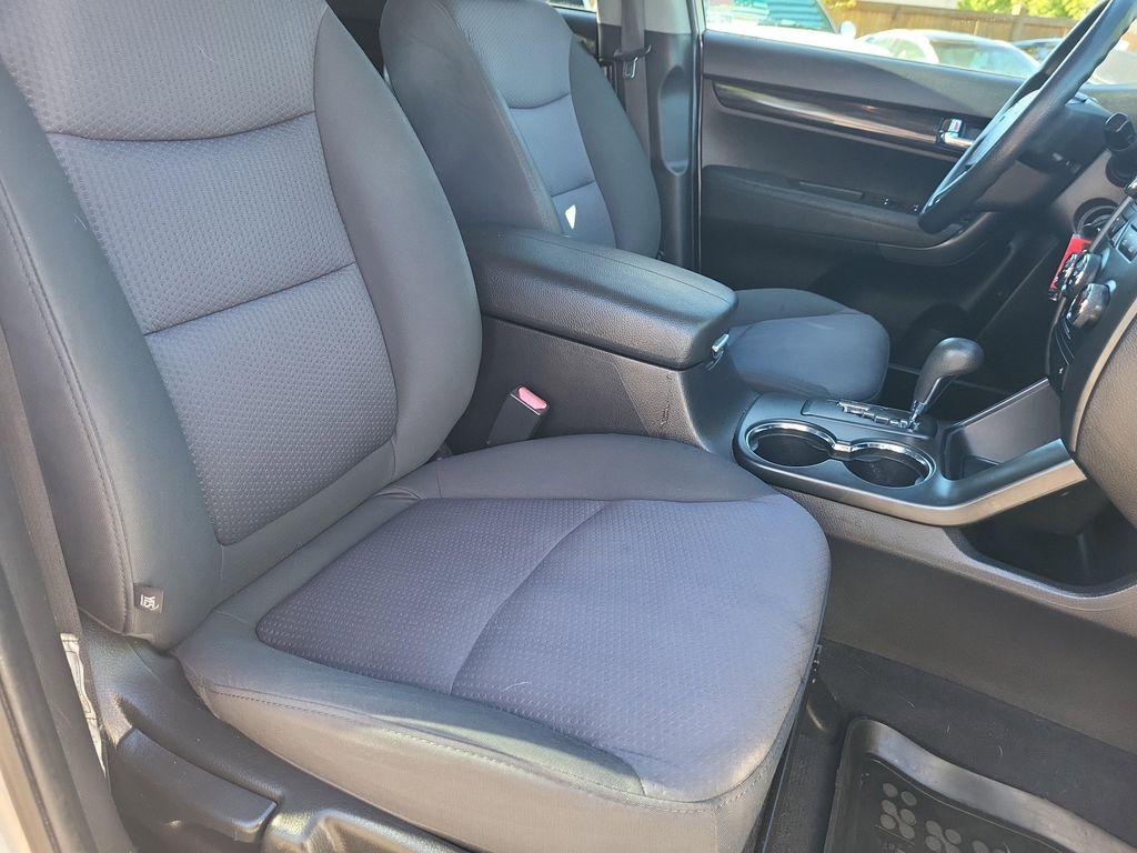 used 2012 Kia Sorento car, priced at $5,787