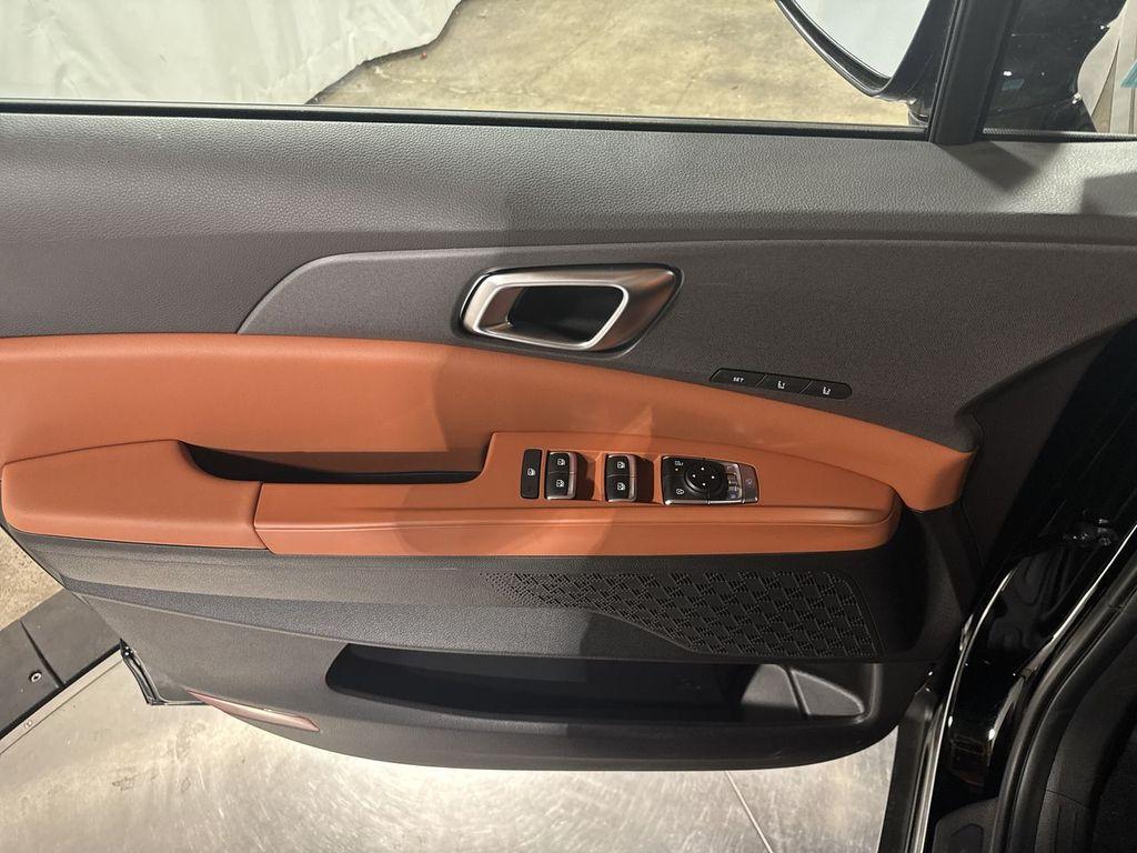 new 2026 Kia Carnival Hybrid car, priced at $44,852