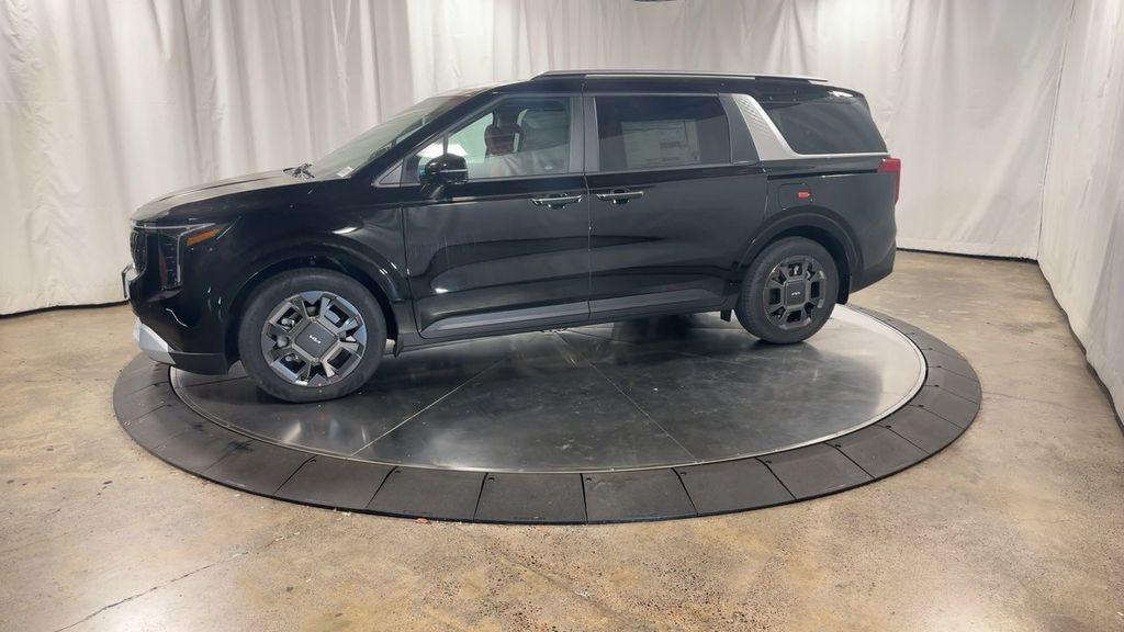 new 2026 Kia Carnival Hybrid car, priced at $44,852