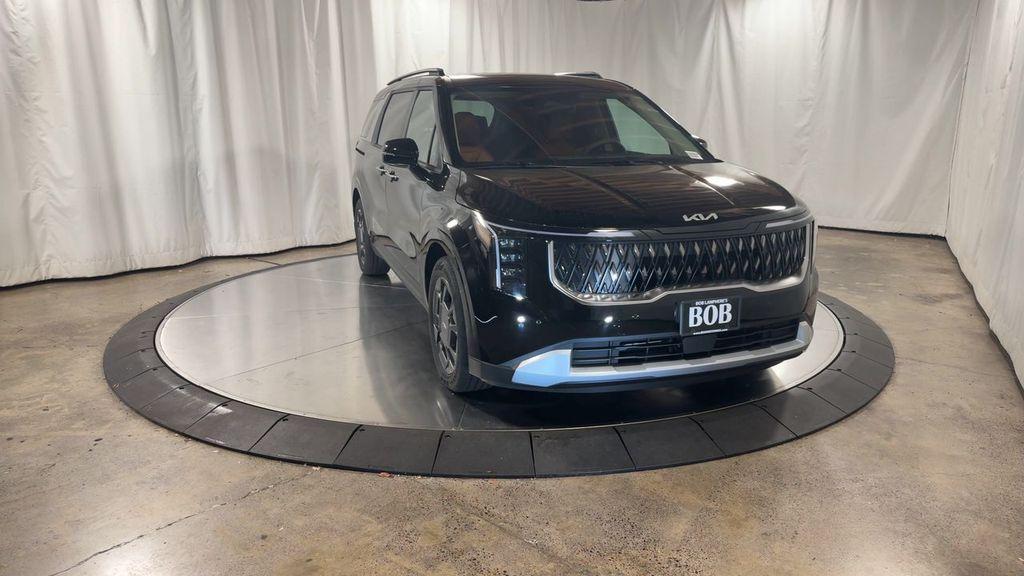 new 2026 Kia Carnival Hybrid car, priced at $44,852