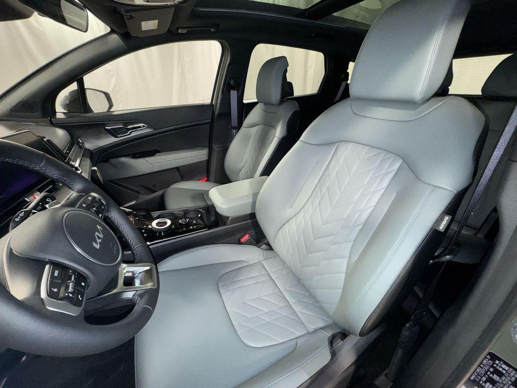 new 2025 Kia Sportage Plug-In Hybrid car, priced at $41,165