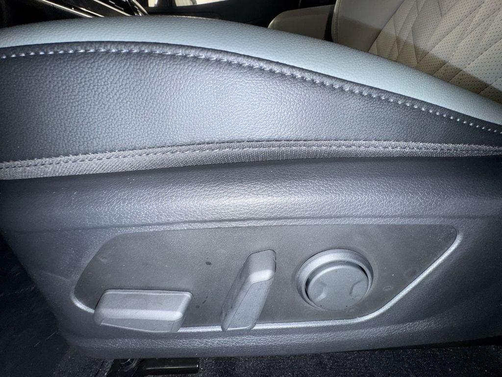 new 2025 Kia Sportage Plug-In Hybrid car, priced at $41,165
