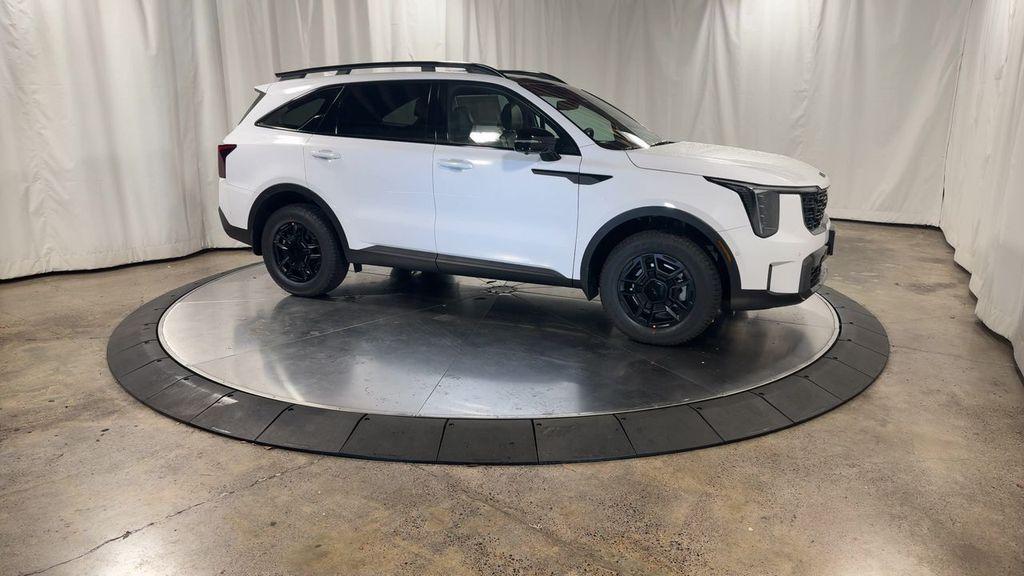 new 2025 Kia Sorento car, priced at $47,621