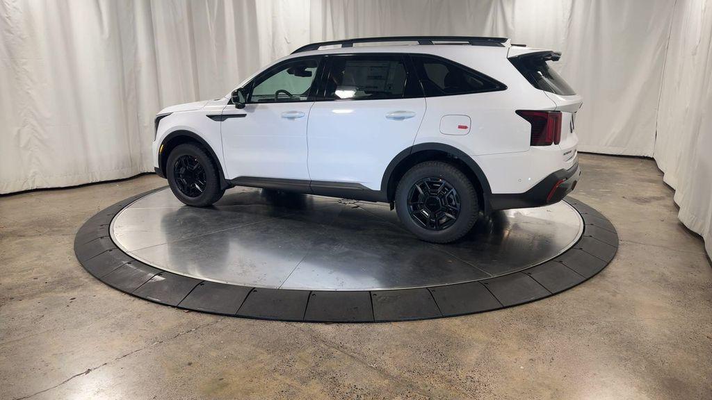 new 2025 Kia Sorento car, priced at $47,621