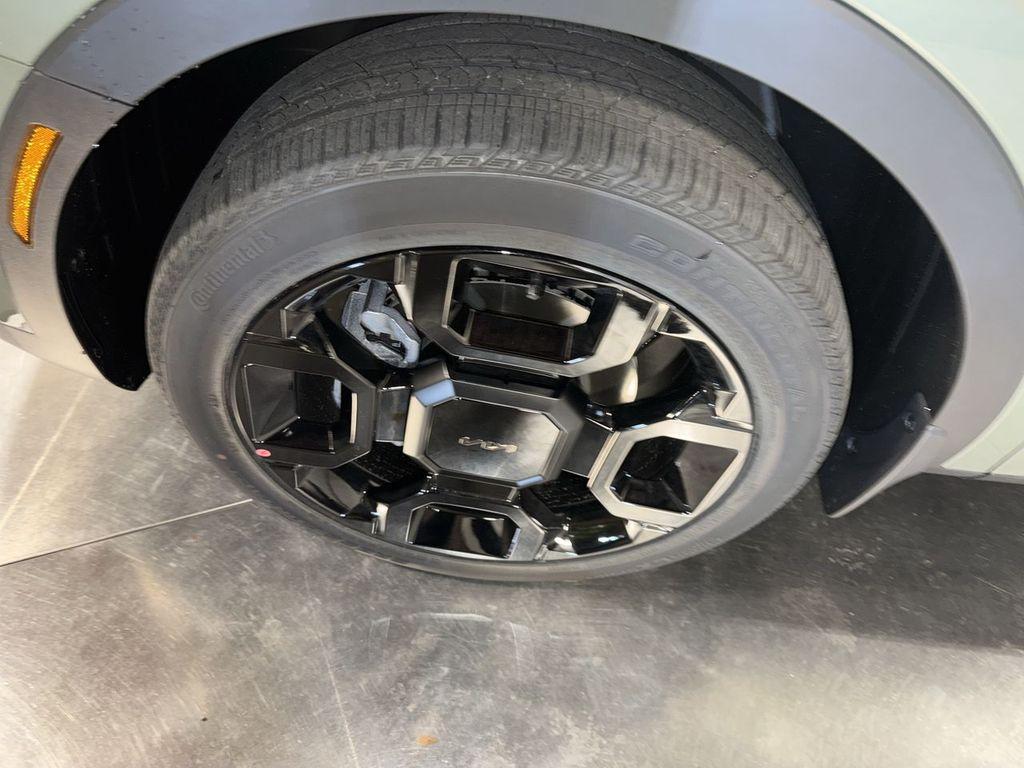 new 2025 Kia Sorento car, priced at $42,994