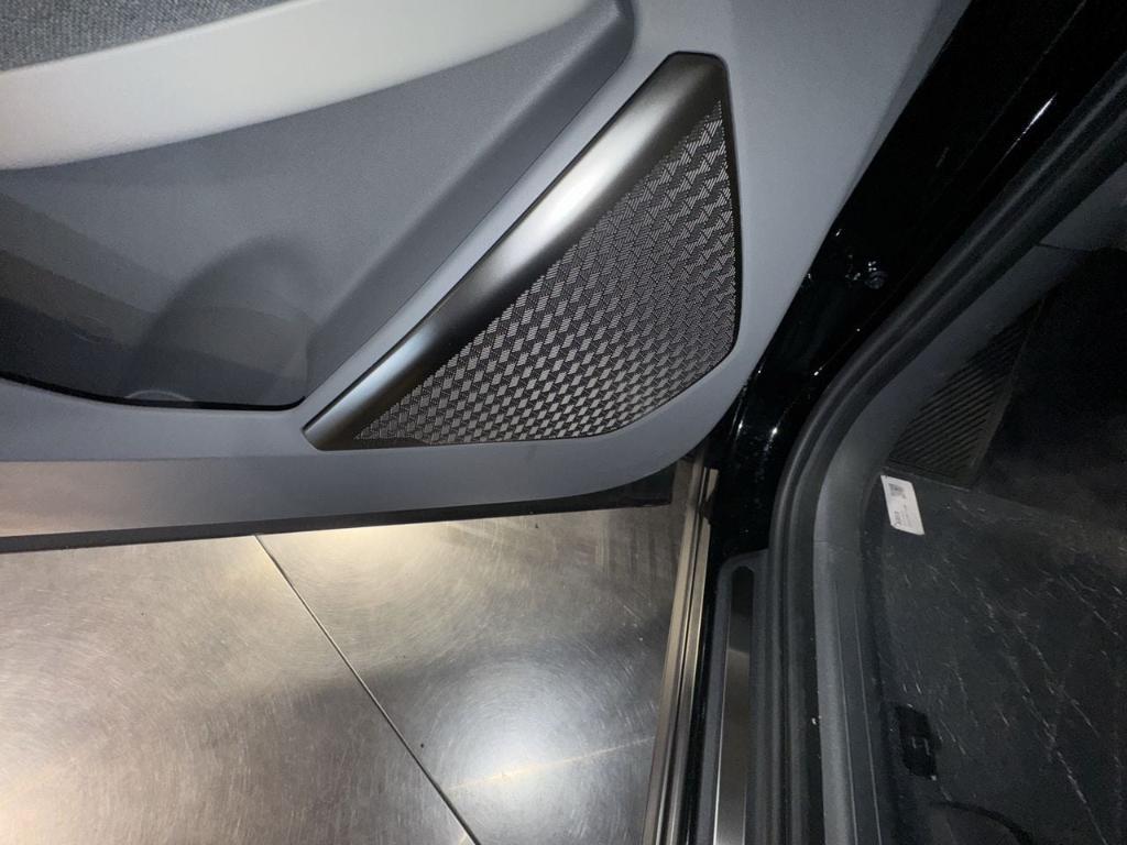 new 2026 Kia EV9 car, priced at $63,778
