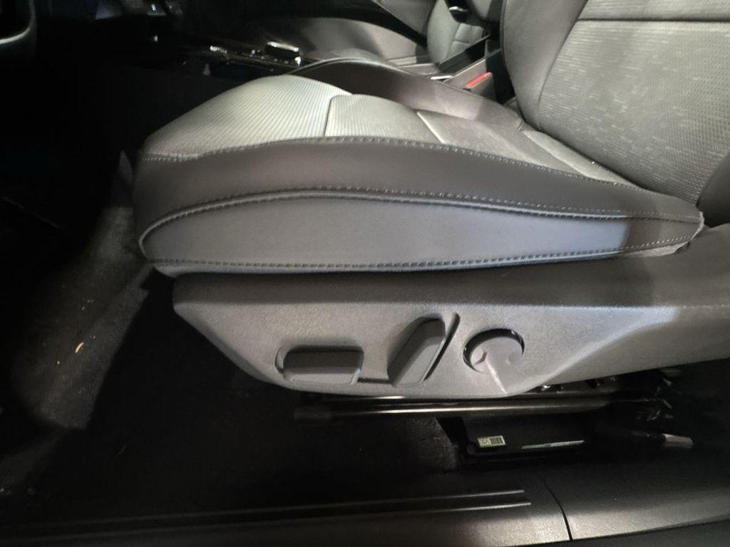 new 2025 Kia Niro EV car, priced at $38,570