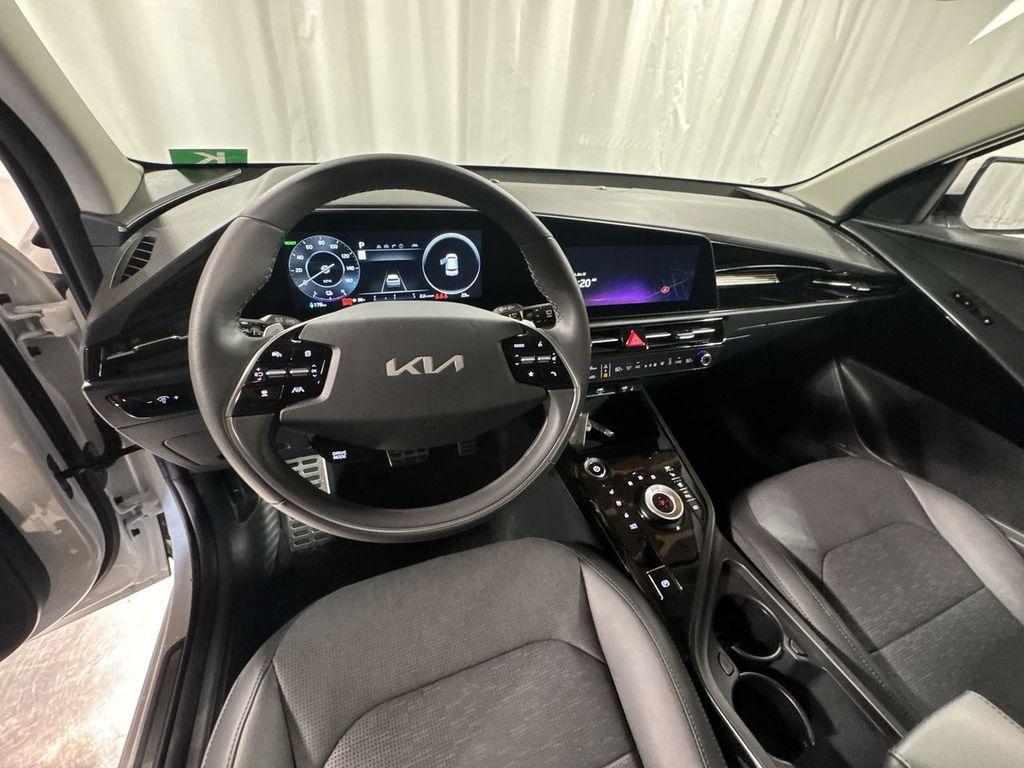 new 2025 Kia Niro EV car, priced at $38,570