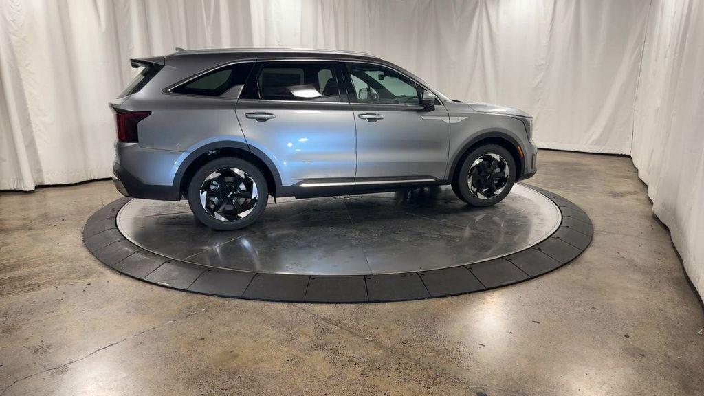 new 2025 Kia Sorento Hybrid car, priced at $47,971
