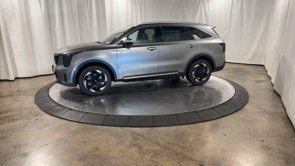 new 2025 Kia Sorento Hybrid car, priced at $47,971