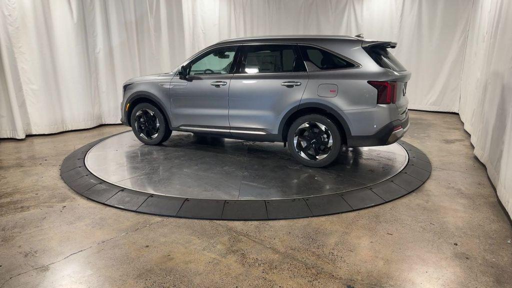 new 2025 Kia Sorento Hybrid car, priced at $47,971