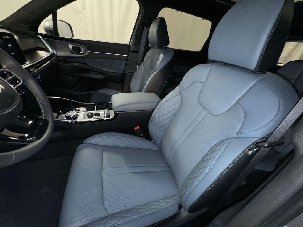 new 2025 Kia Sorento Hybrid car, priced at $47,971