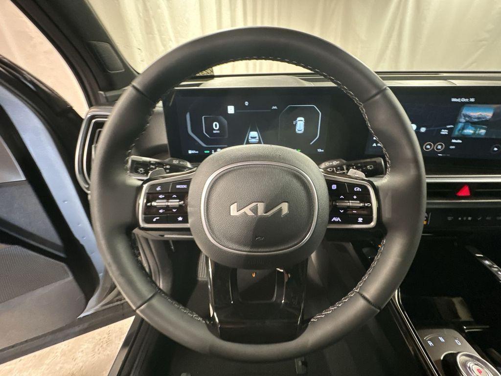 new 2025 Kia Sorento Hybrid car, priced at $47,971