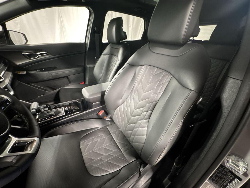 new 2025 Kia Sportage car, priced at $34,359