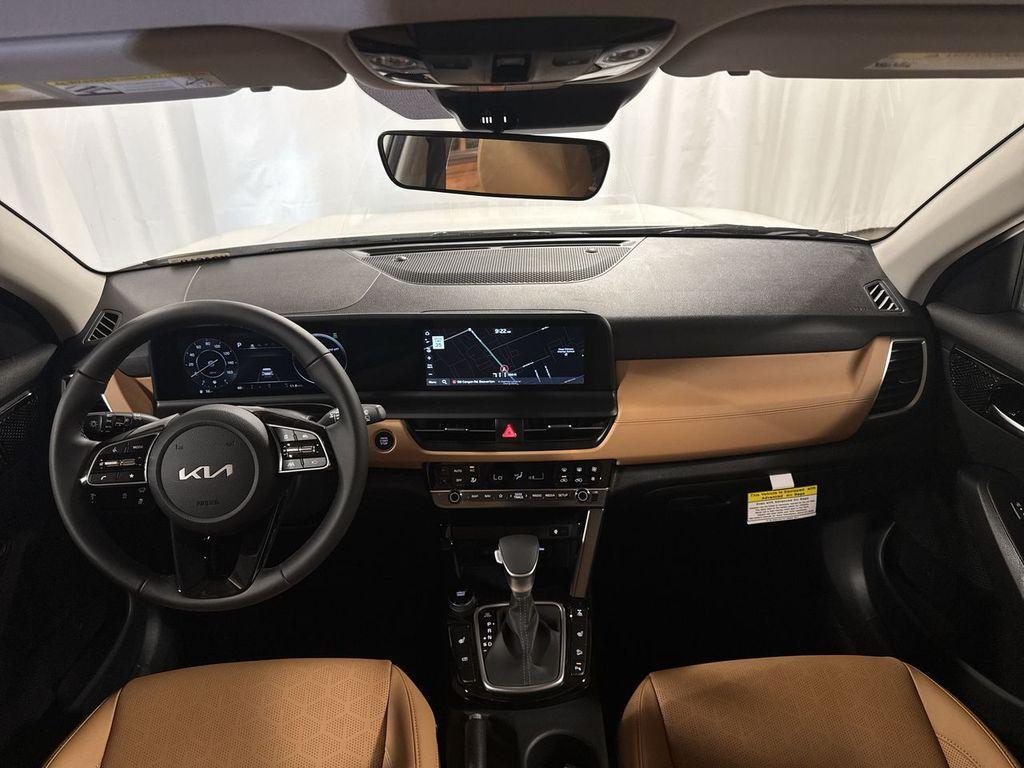 new 2025 Kia Seltos car, priced at $29,327