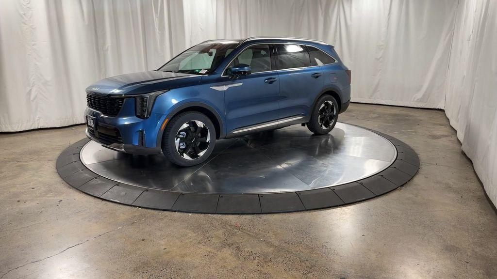 new 2025 Kia Sorento Hybrid car, priced at $47,971