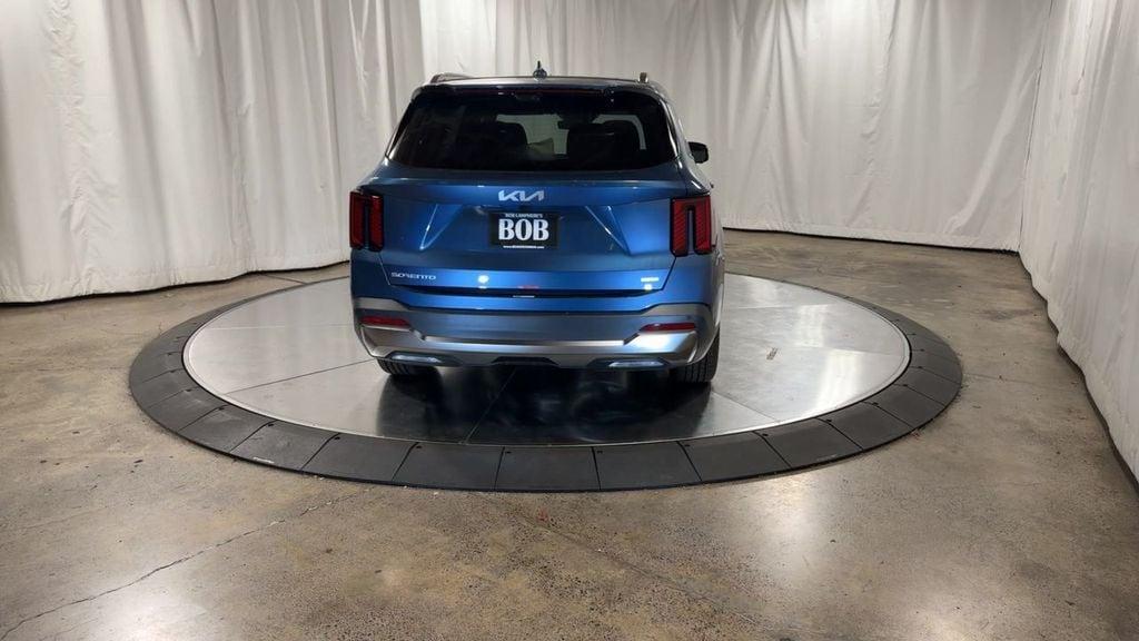 new 2025 Kia Sorento Hybrid car, priced at $47,971