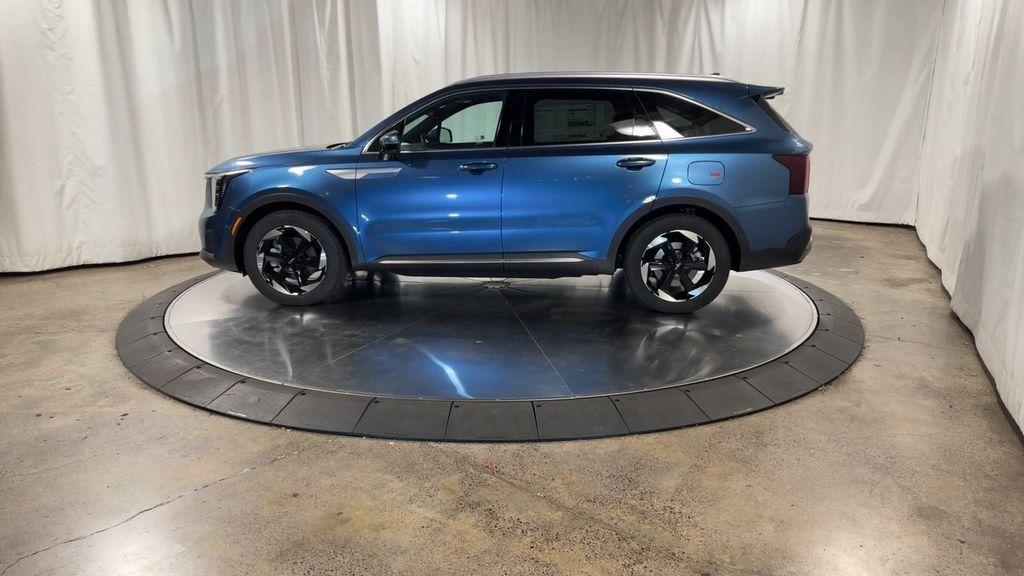 new 2025 Kia Sorento Hybrid car, priced at $47,971