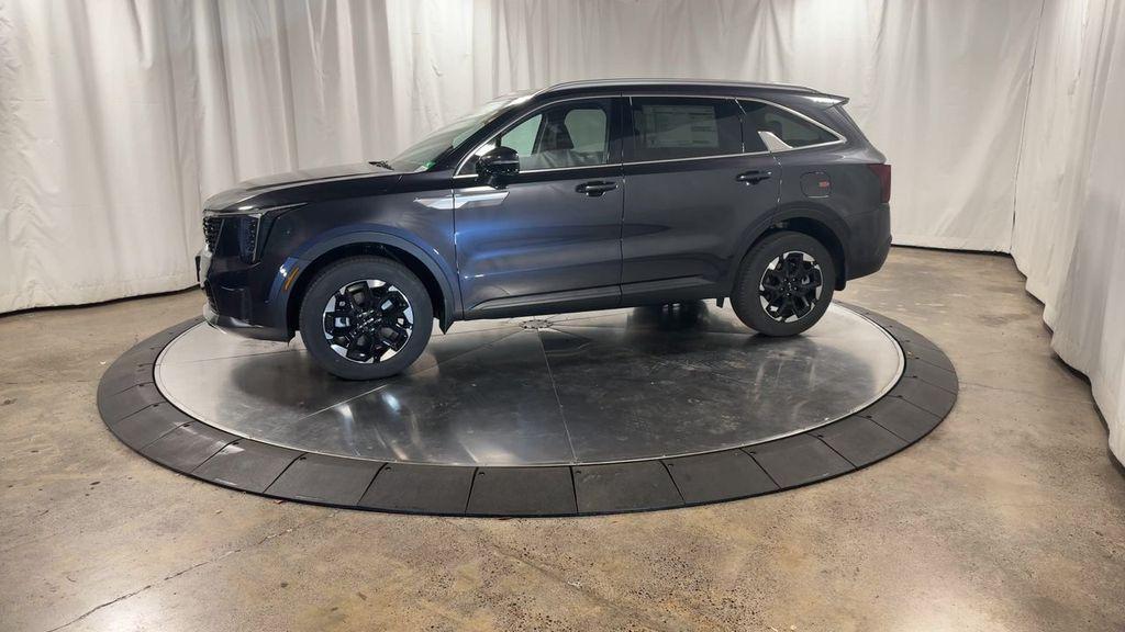 new 2025 Kia Sorento car, priced at $36,464