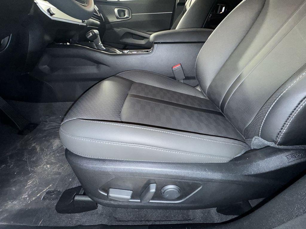 new 2025 Kia Sorento car, priced at $36,464
