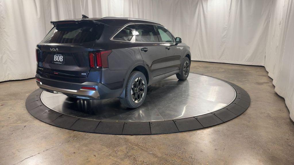 new 2025 Kia Sorento car, priced at $36,464