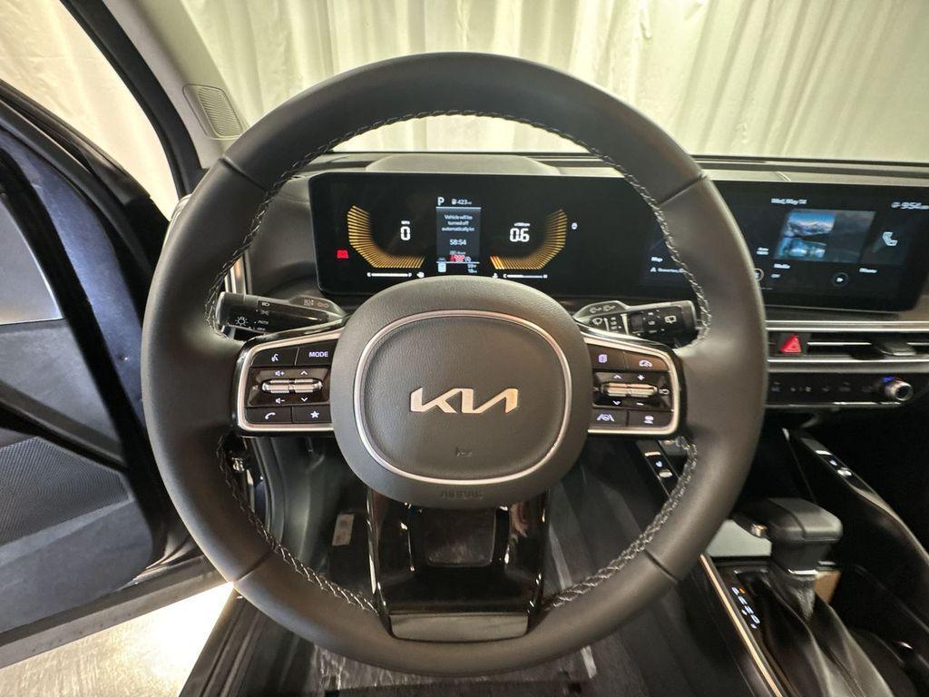 new 2025 Kia Sorento car, priced at $36,464