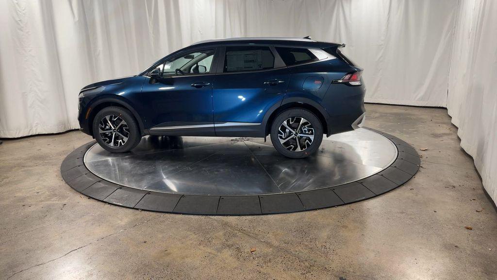 new 2025 Kia Sportage Hybrid car, priced at $33,375