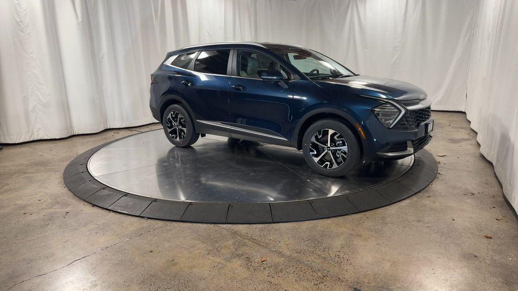 new 2025 Kia Sportage Hybrid car, priced at $33,375