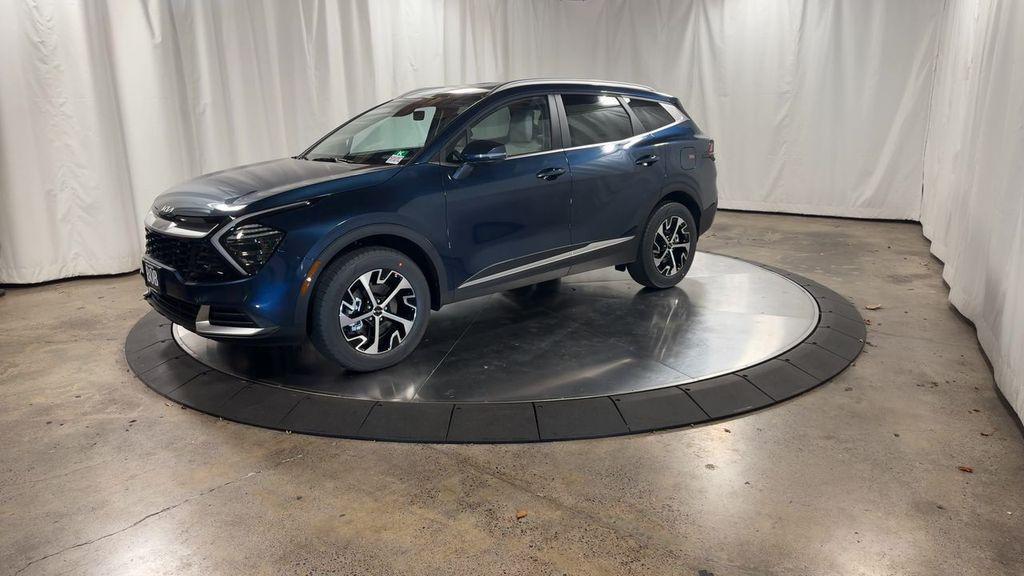 new 2025 Kia Sportage Hybrid car, priced at $33,375