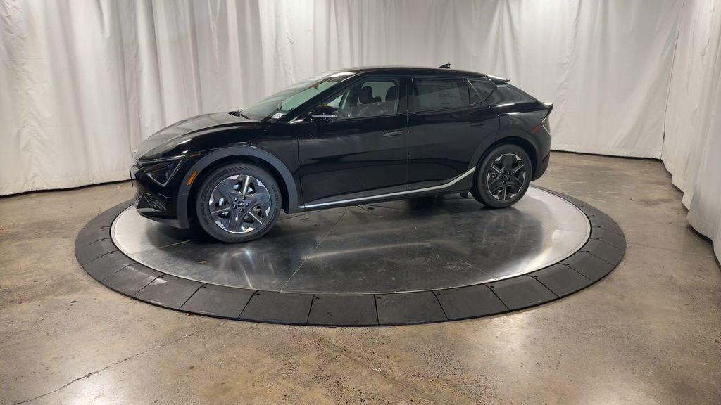 new 2025 Kia EV6 car, priced at $50,187