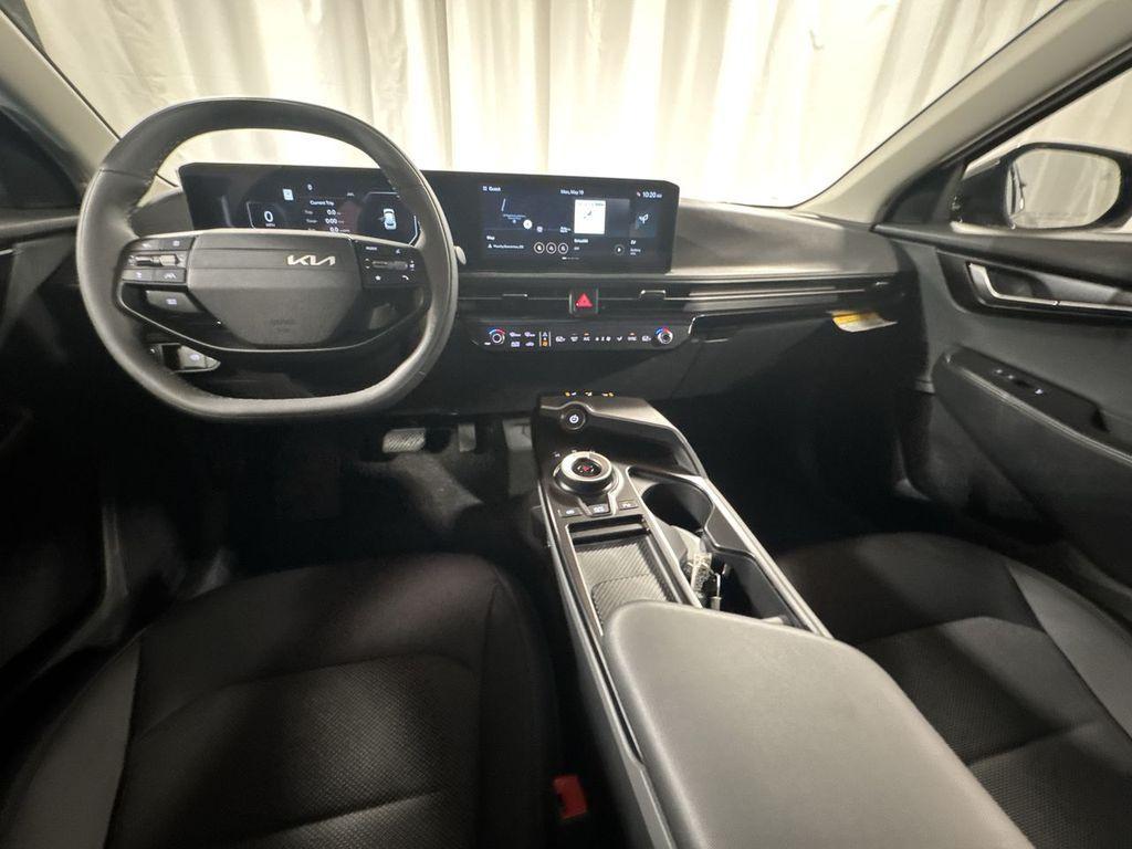 new 2025 Kia EV6 car, priced at $50,187