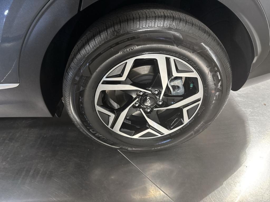used 2024 Kia Sportage car, priced at $24,994