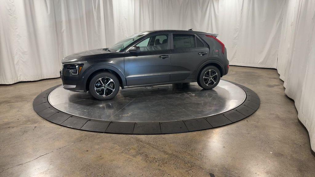 new 2025 Kia Niro car, priced at $27,232