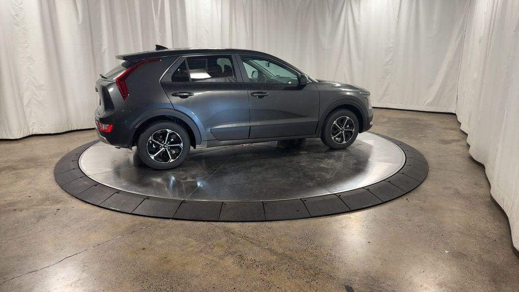 new 2025 Kia Niro car, priced at $27,232