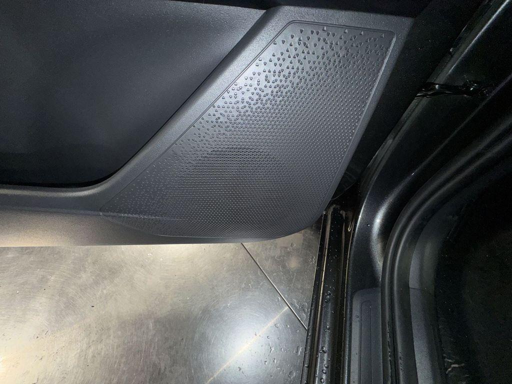 new 2025 Kia Niro car, priced at $27,232