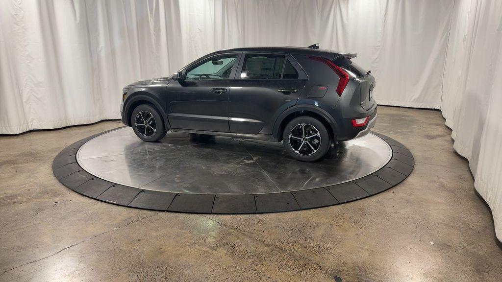 new 2025 Kia Niro car, priced at $27,232