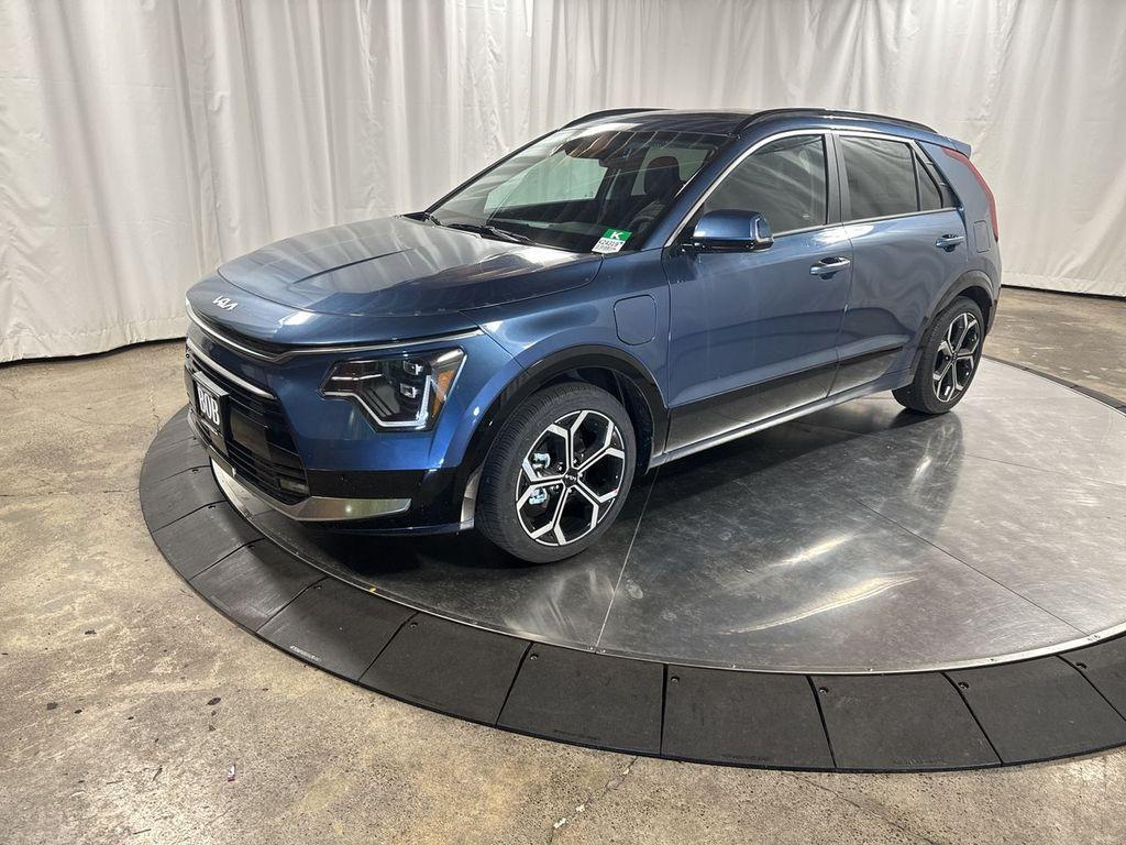 new 2025 Kia Niro Plug-In Hybrid car, priced at $40,940