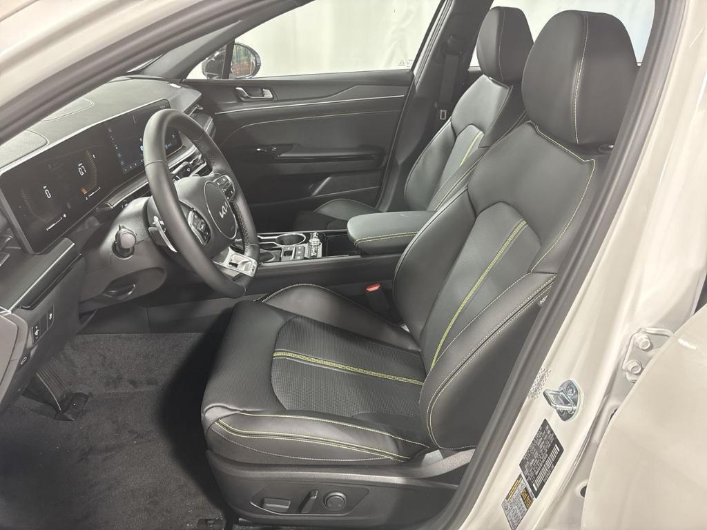 new 2026 Kia K5 car, priced at $31,653